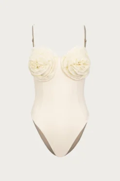 Rose One Piece (Faux Suede Cream/Cream)(Rose One Piece Faux Suede Cream Cream)