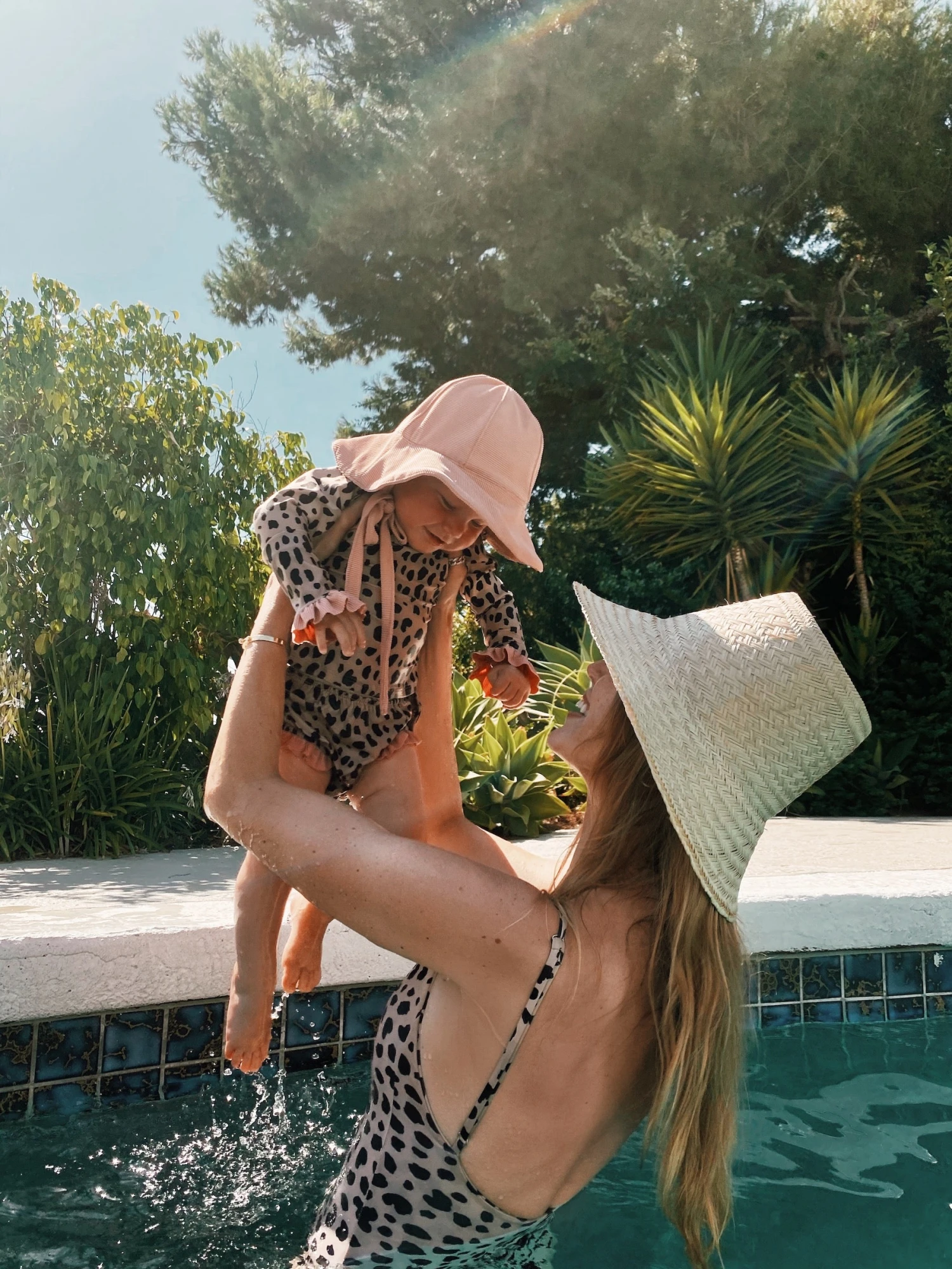 Ruffle Rashguard (leopard/ribbed Blush)(Ruffle Rashguard Leopard Ribbed Blush) 2 Ruffle Rashguard (leopard/ribbed Blush)(Ruffle Rashguard Leopard Ribbed Blush) - Image 2