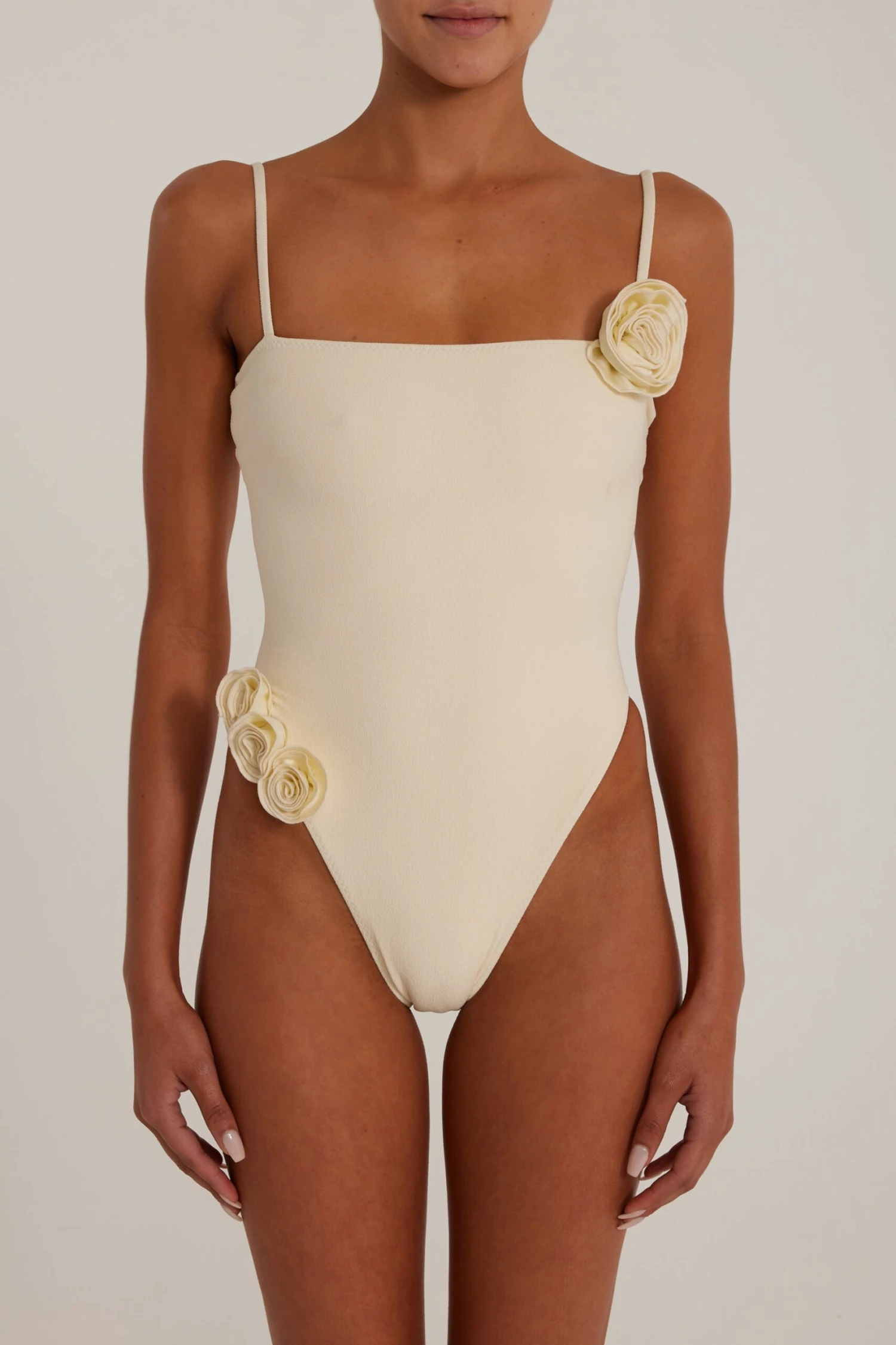 Rosette Choker One Piece (Faux Suede Cream/Cream)(Rosette Choker One Piece Faux Suede Cream Cream) 3 Rosette Choker One Piece (Faux Suede Cream/Cream)(Rosette Choker One Piece Faux Suede Cream Cream) - Image 3