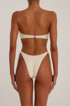 Rosette Bandeau Top (Faux Suede Cream/Cream)(Rosette Bandeau Top Faux Suede Cream Cream) -Same Los Angeles SAME Ecomm24.29 scaled