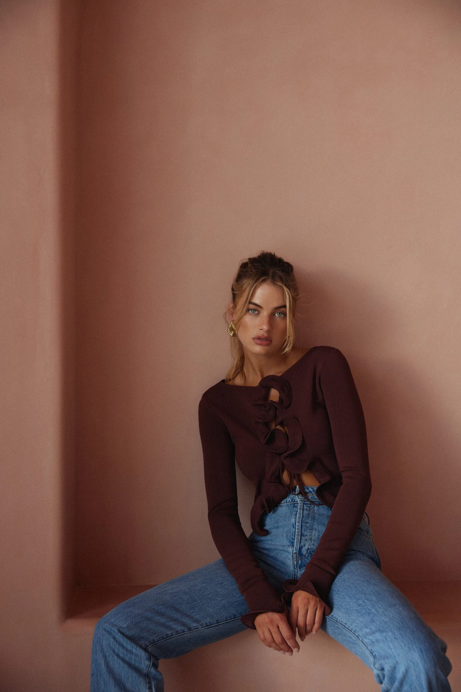 Ruffle Hem Top (Chocolate Brown)(Ruffle Hem Top Chocolate Brown) 2 Ruffle Hem Top (Chocolate Brown)(Ruffle Hem Top Chocolate Brown) - Image 2